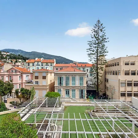 Apartment Climatise Avec Balcon A